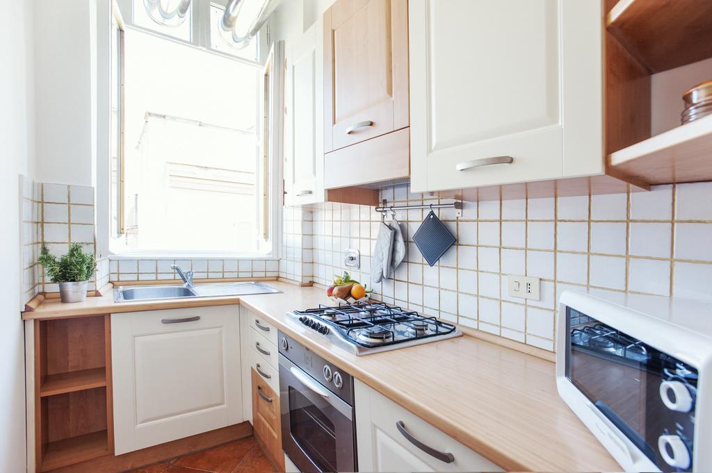 Lungaretta3 Apartment Rome Bilik gambar